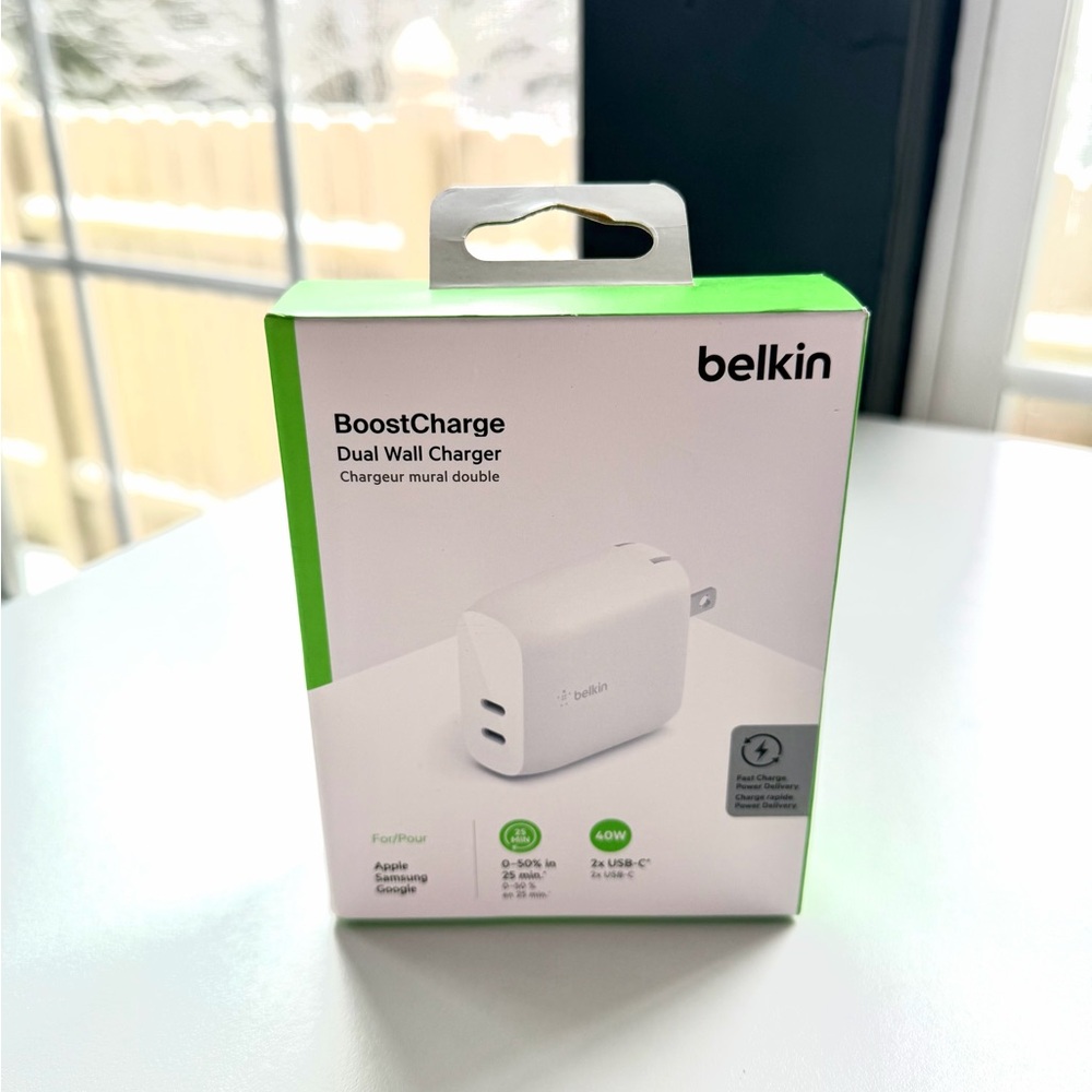 Belkin BoostCharge (20w) Dual USBC (40W) Wall Charger *BRAND NEW*